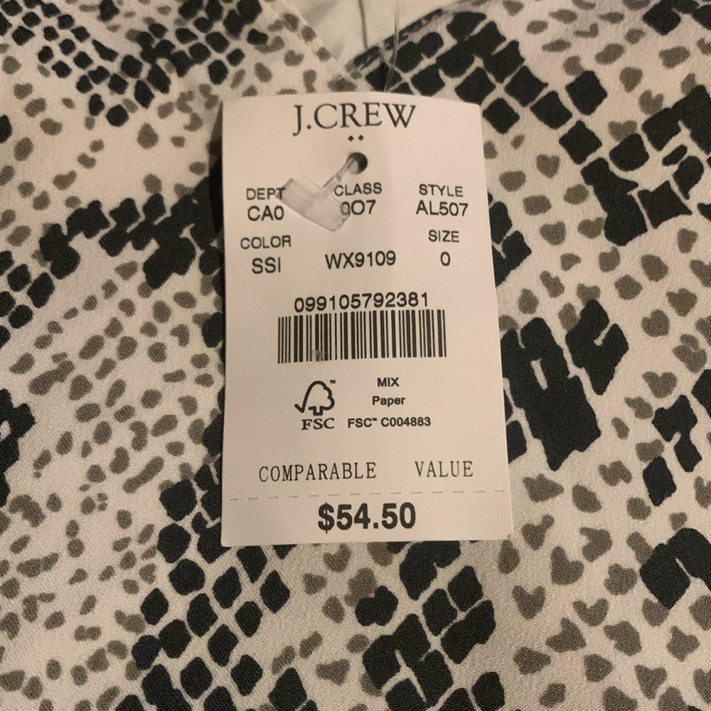 NWT size 0 XS J. Crew Snakeskin print scallop neckline gray and black lined tank - Picture 2 of 6